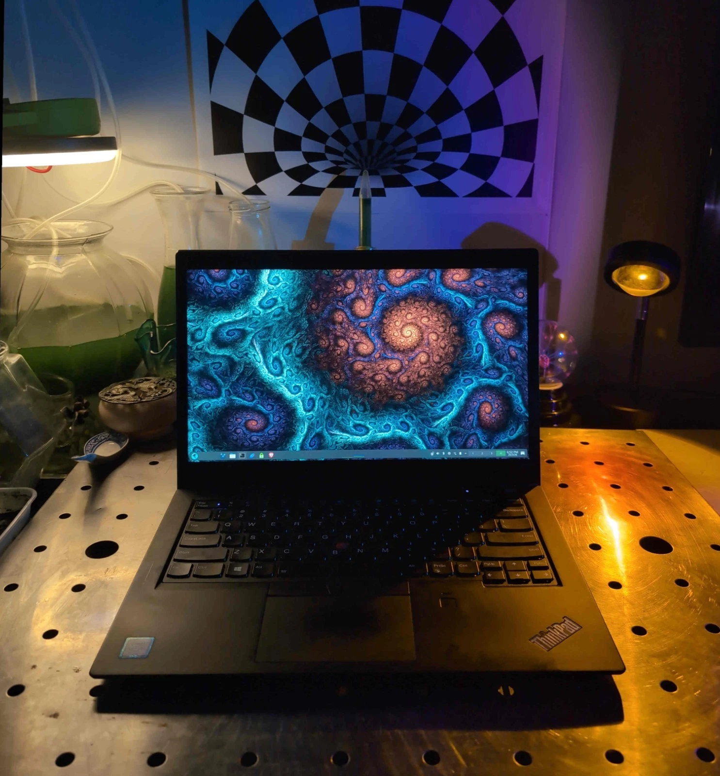 Libreboot & Linux Laptop. Thinnkpad t480s, i-5 8350u CPU 16GB Ram, 256GB SSD